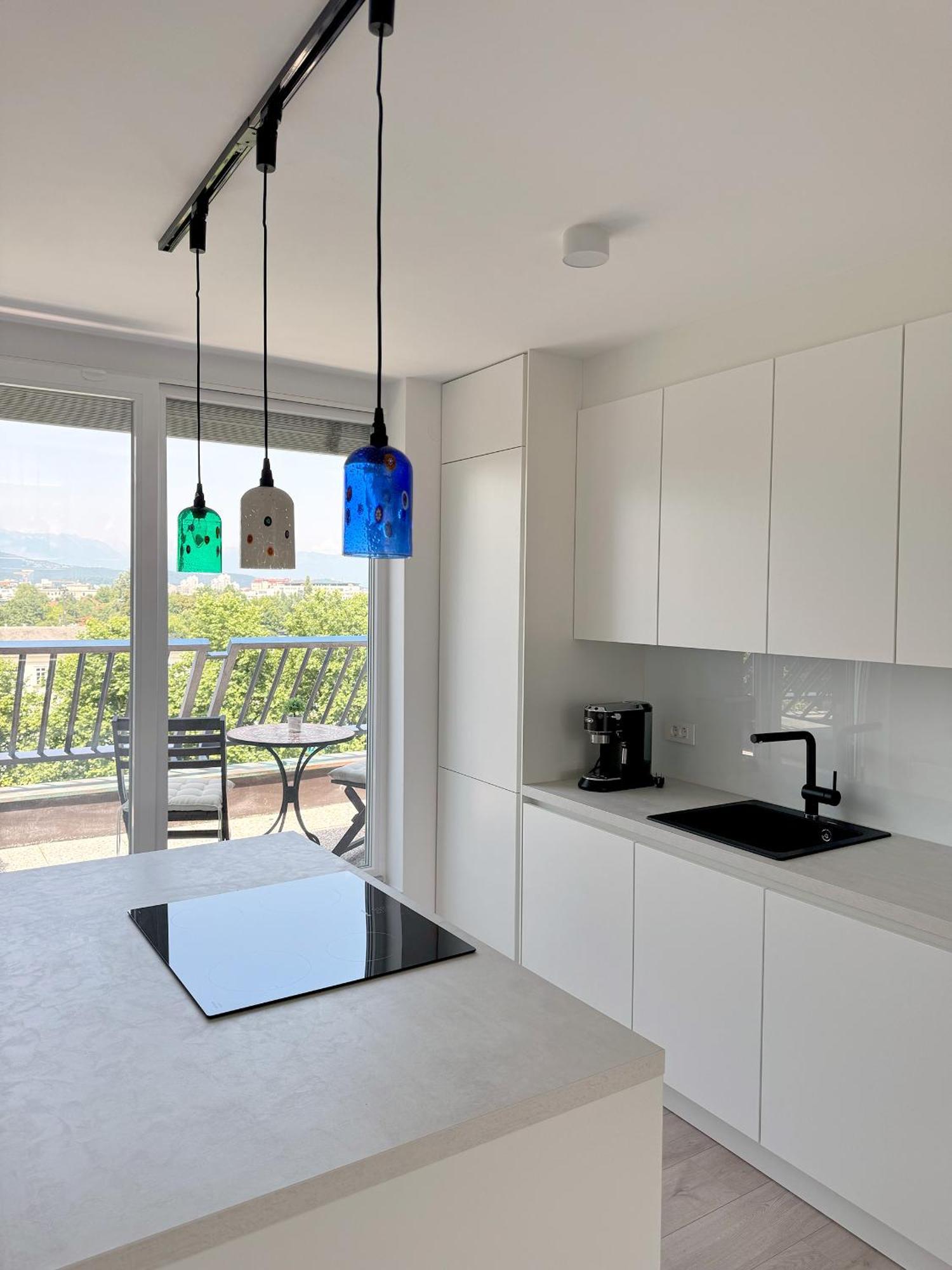 Luxe Penthouse With A Castle View Ljubljana Exterior photo