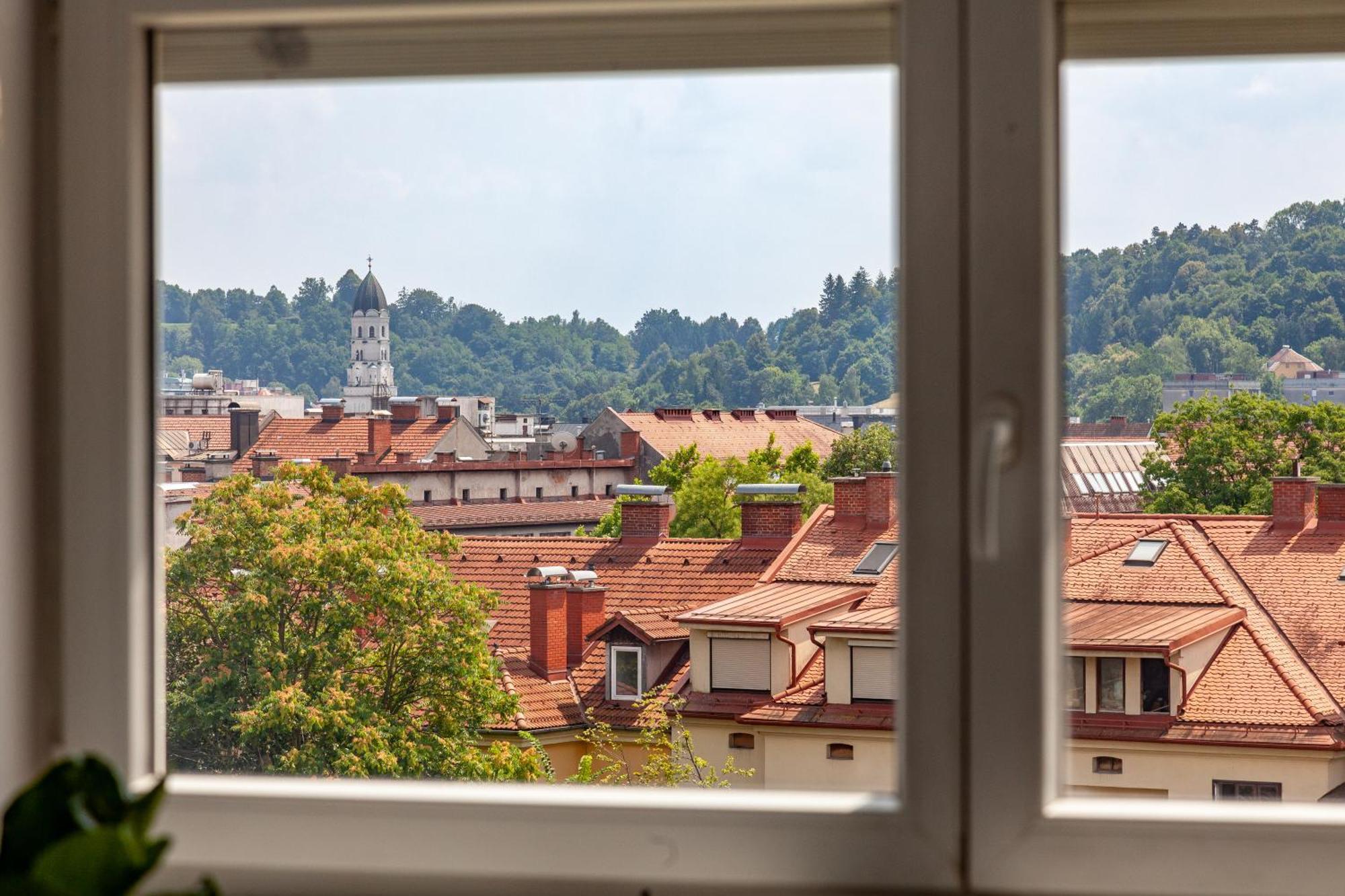 Luxe Penthouse With A Castle View Ljubljana Exterior photo